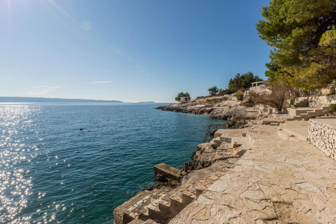 Apart Sa Terasom 250M Od Plaze,Parking,Wi Fi,Rostilj Trogir Eksteriør bilde