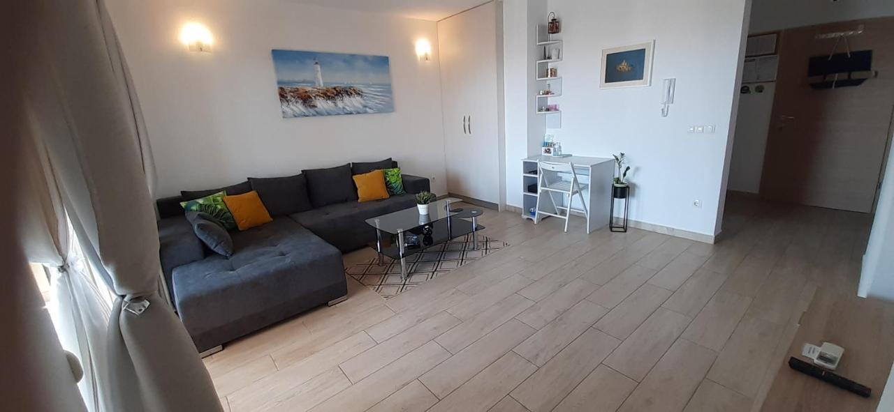 Apart Sa Terasom 250M Od Plaze,Parking,Wi Fi,Rostilj Trogir Eksteriør bilde