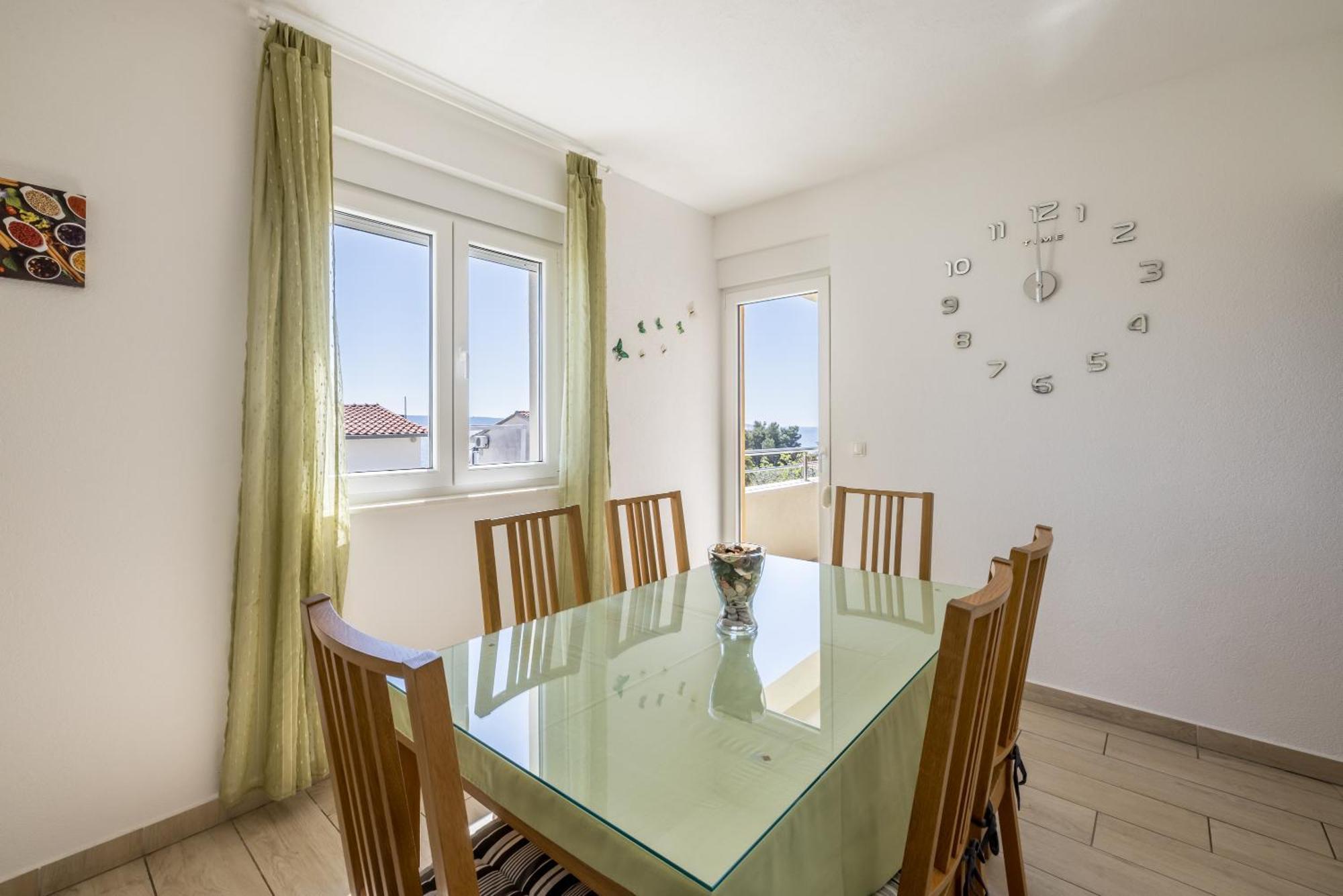 Apart Sa Terasom 250M Od Plaze,Parking,Wi Fi,Rostilj Trogir Eksteriør bilde